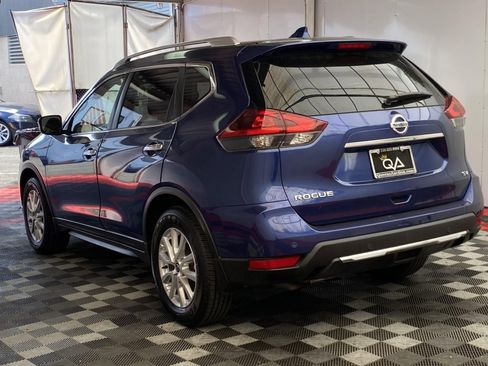 Used 2020 Nissan Rogue SV FWD image 4