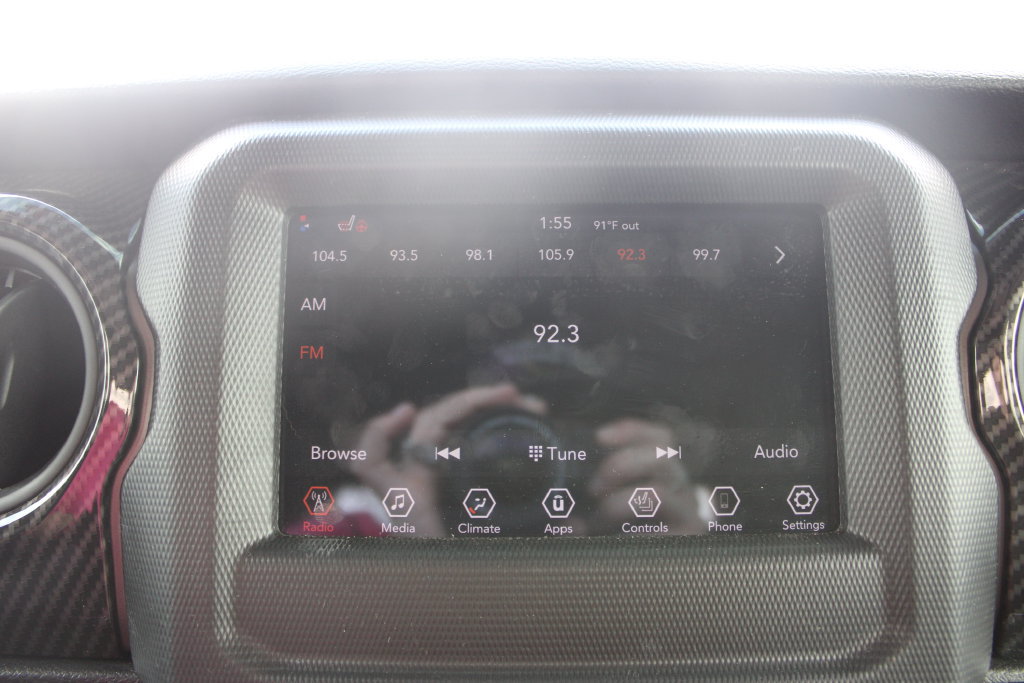Used 2022 Jeep Wrangler Sport AWD/4WD image 35