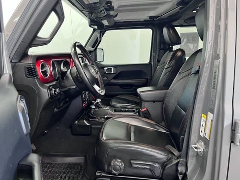 Used 2019 Jeep Wrangler Unlimited Rubicon w/ Uconnect 4C Nav & Sound Group AWD/4WD image 5