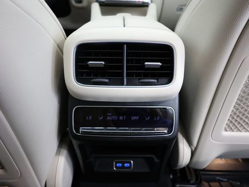 Certified 2025 Mercedes-Benz GLE 350 4MATIC image 25