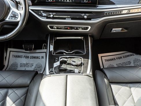 Used 2024 BMW X7 xDrive40i w/ M Sport Package image 11