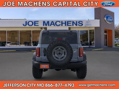 New 2025 Ford Bronco Badlands image 7