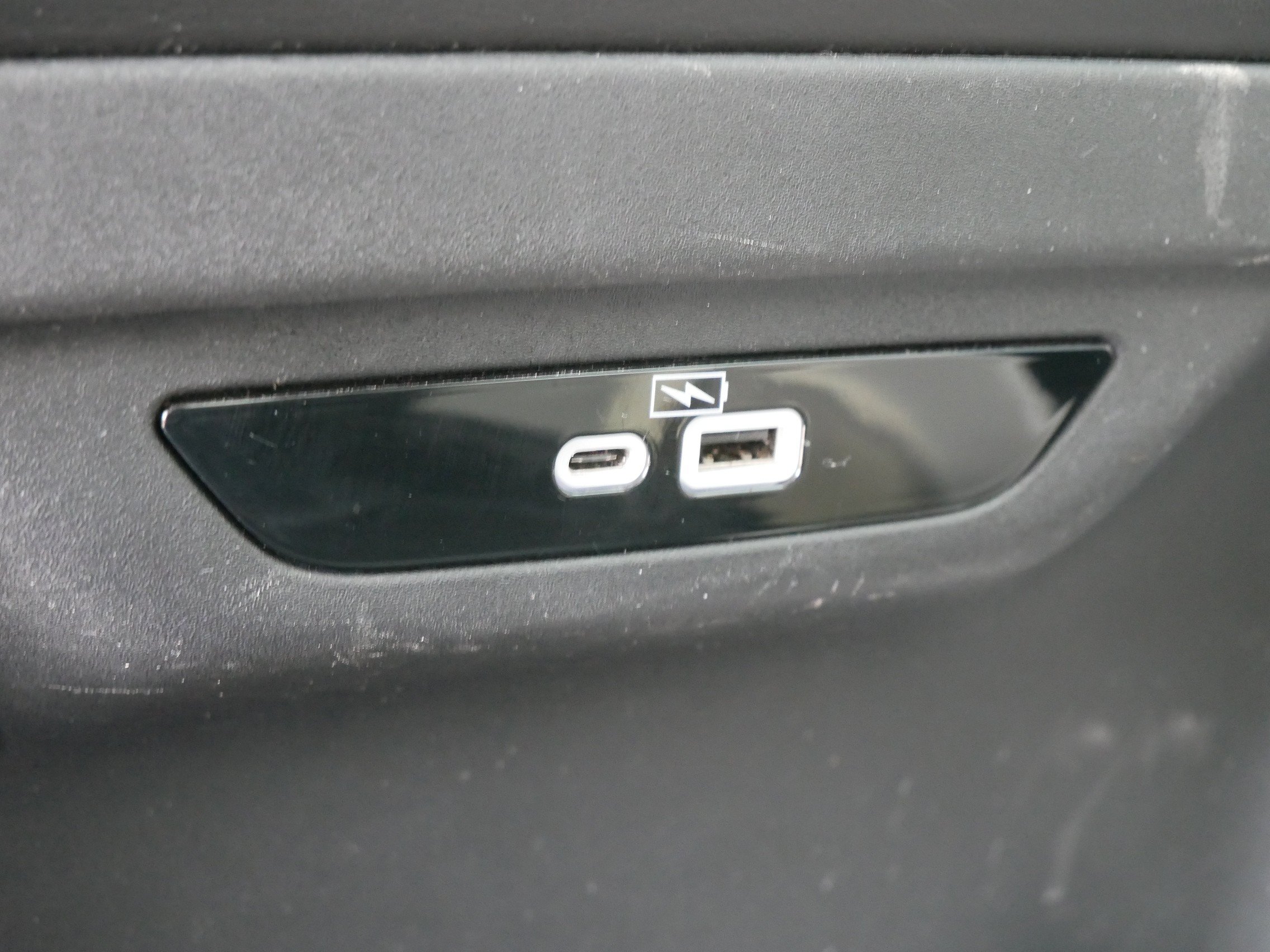 Used 2023 Chrysler Pacifica Touring-L FWD image 14