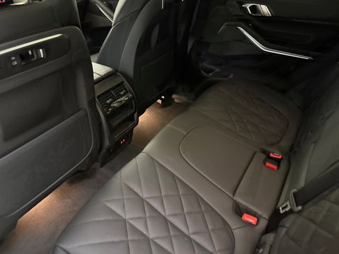 Used 2026 BMW X5 sDrive40i w/ M Sport Package RWD image 26