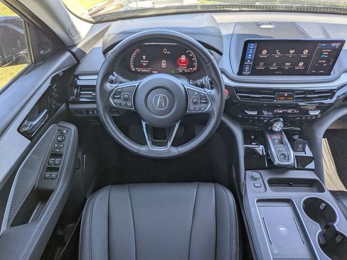 Used 2025 Acura MDX FWD image 18