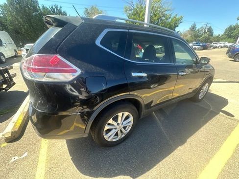 Used 2015 Nissan Rogue SV FWD image 4