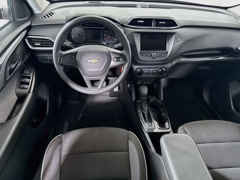 Used 2023 Chevrolet TrailBlazer LS w/ LPO, Blackout Package FWD image 20