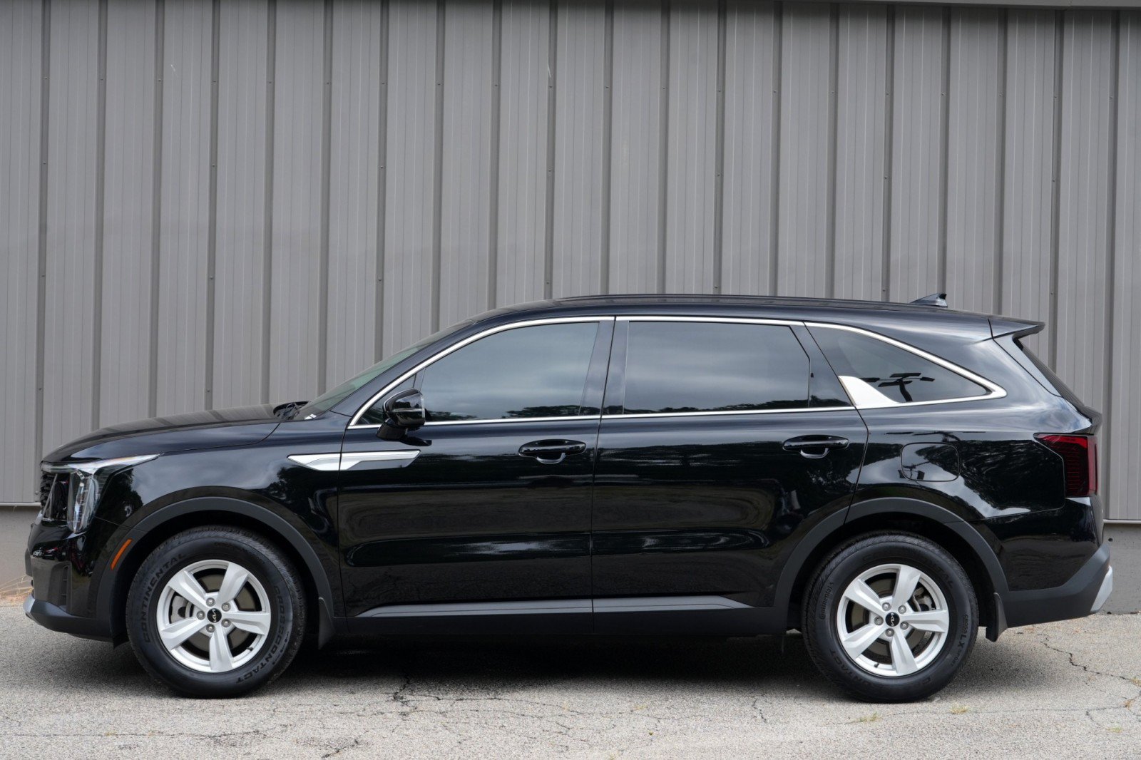 Used 2024 Kia Sorento LX FWD image 46