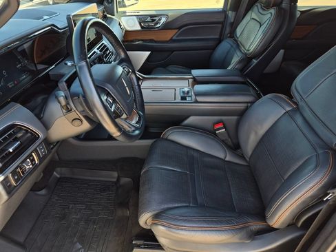Used 2023 Lincoln Navigator Black Label AWD/4WD image 36