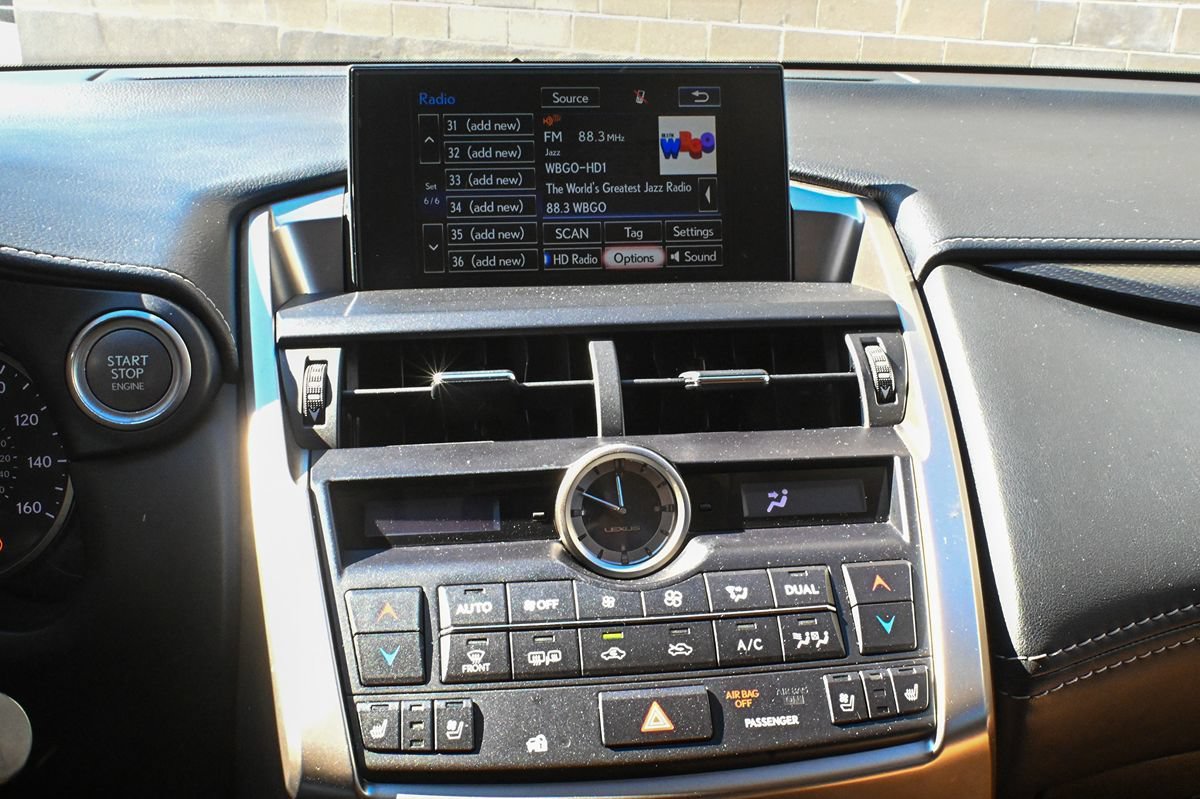 Used 2016 Lexus NX 200t AWD w/ Premium Package image 12