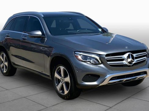 Used 2018 Mercedes-Benz GLC 300 image 2