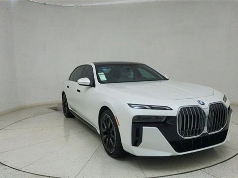 Used 2025 BMW 740i xDrive 740i xDrive image 64