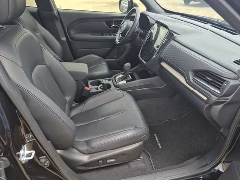 Used 2025 Subaru Forester Limited AWD/4WD image 12