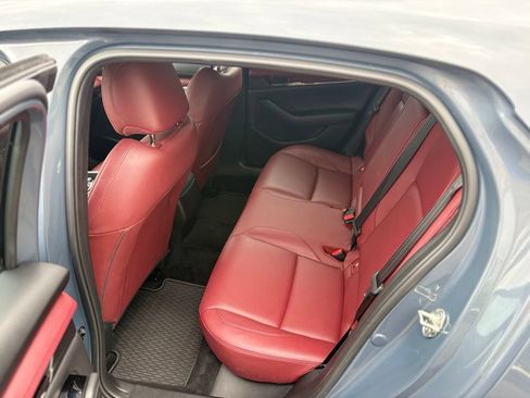 Used 2019 MAZDA MAZDA3 AWD Hatchback w/ Premium Pkg image 12