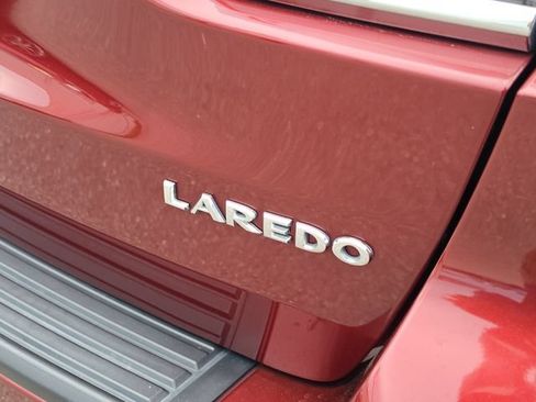 Used 2021 Jeep Grand Cherokee Laredo X AWD/4WD image 6