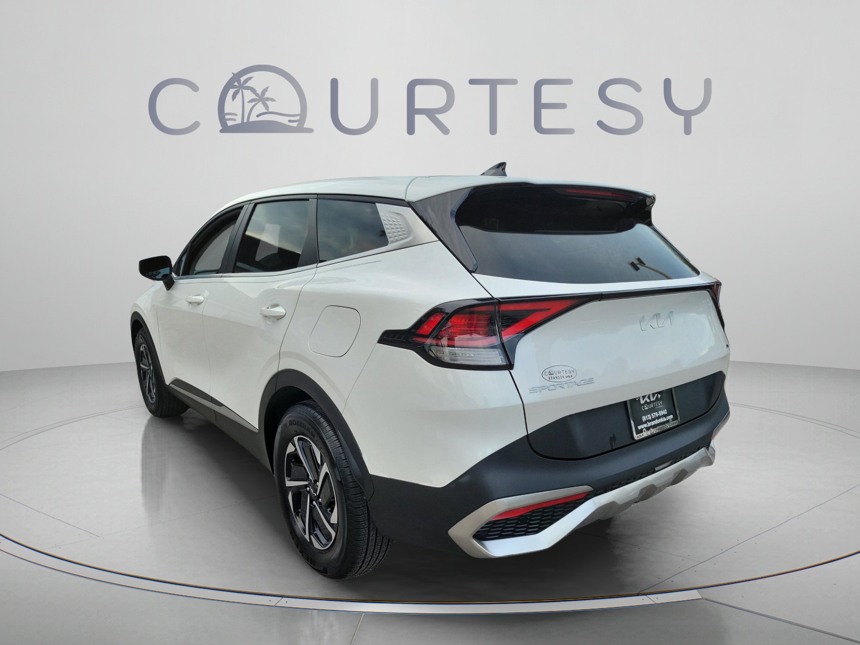 Certified 2023 Kia Sportage LX FWD image 2