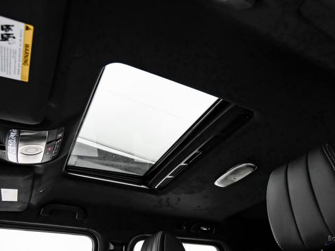 Used 2026 Mercedes-Benz G 63 AMG 4MATIC image 42