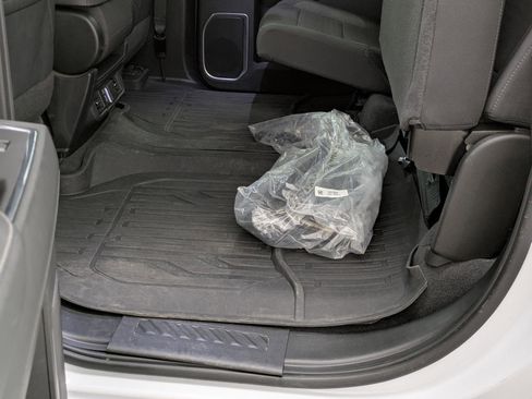 Used 2024 GMC Sierra 3500 SLE w/ SLE Value Package image 25