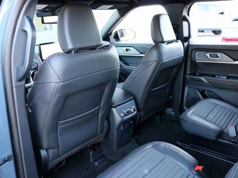 New 2026 Ford Explorer ST-Line w/ ST-Line Street Pack image 20