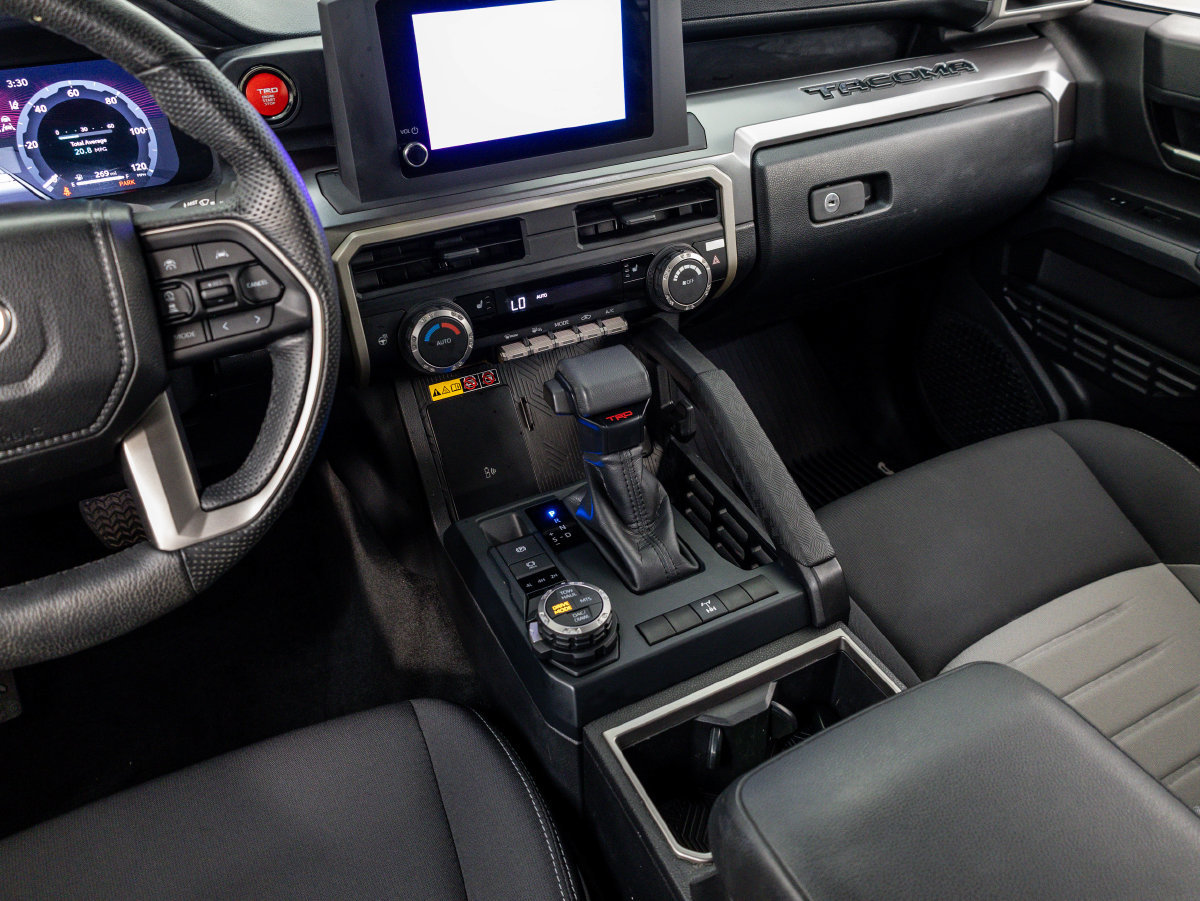 Used 2025 Toyota Tacoma TRD Off-Road w/ TRD Off Road Upgrade Package AWD/4WD image 18