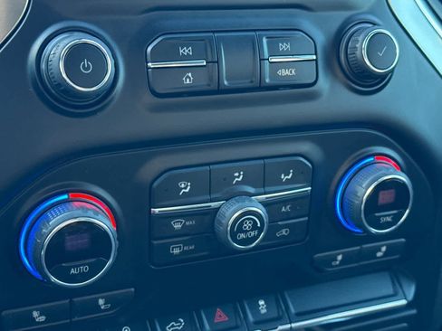 Used 2021 Chevrolet Silverado 1500 LT Trail Boss w/ Bed Protection Package image 19