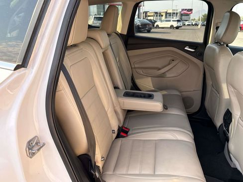 Used 2019 Ford Escape Titanium AWD/4WD image 17