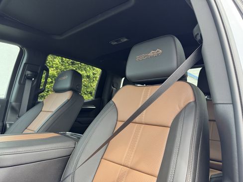 New 2026 Chevrolet Silverado 1500 High Country image 14