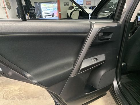 Used 2017 Toyota RAV4 LE w/ All Weather Liner Package FWD image 31