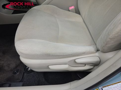 Used 2012 Toyota Prius Two FWD image 16