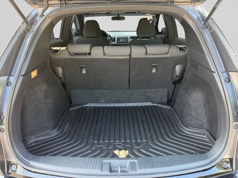 Used 2021 Honda HR-V Sport image 27