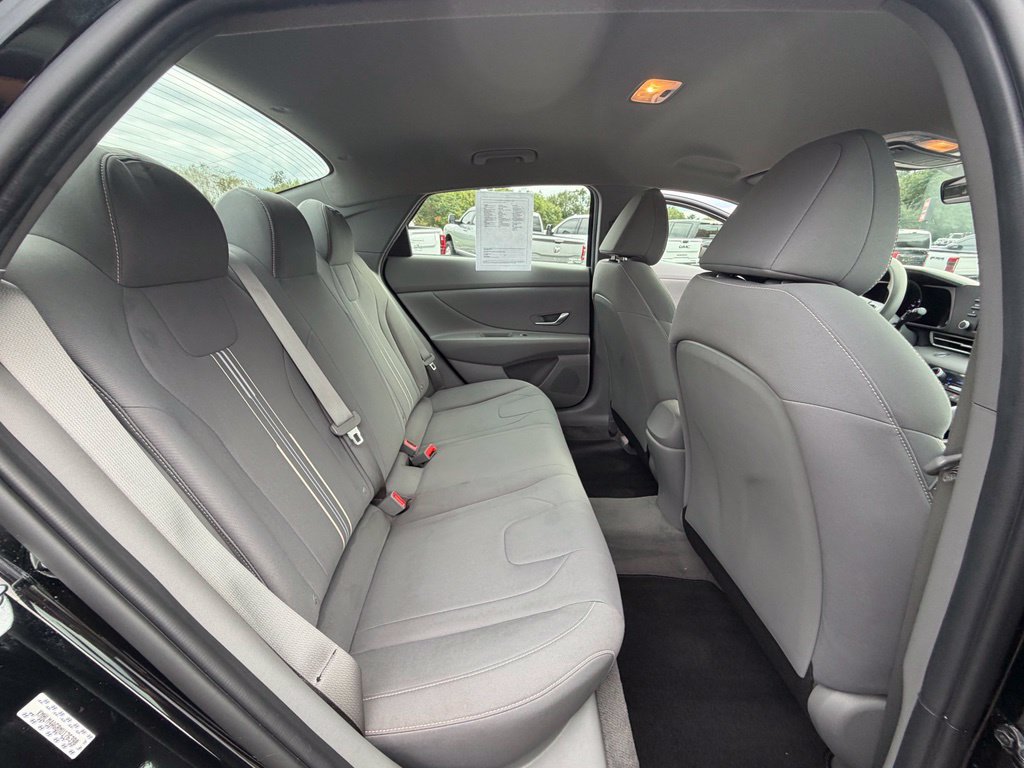 Used 2021 Hyundai Elantra SEL w/ Cargo Package FWD image 21
