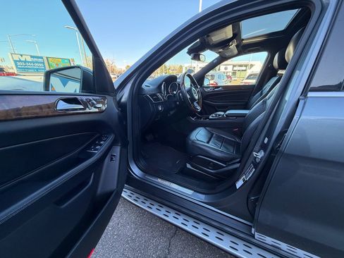 Used 2017 Mercedes-Benz GLS 450 4MATIC image 24