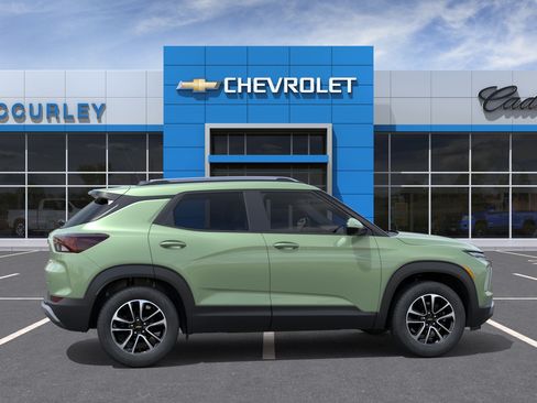 New 2026 Chevrolet TrailBlazer LT w/ LT Cold Weather Package AWD/4WD image 5