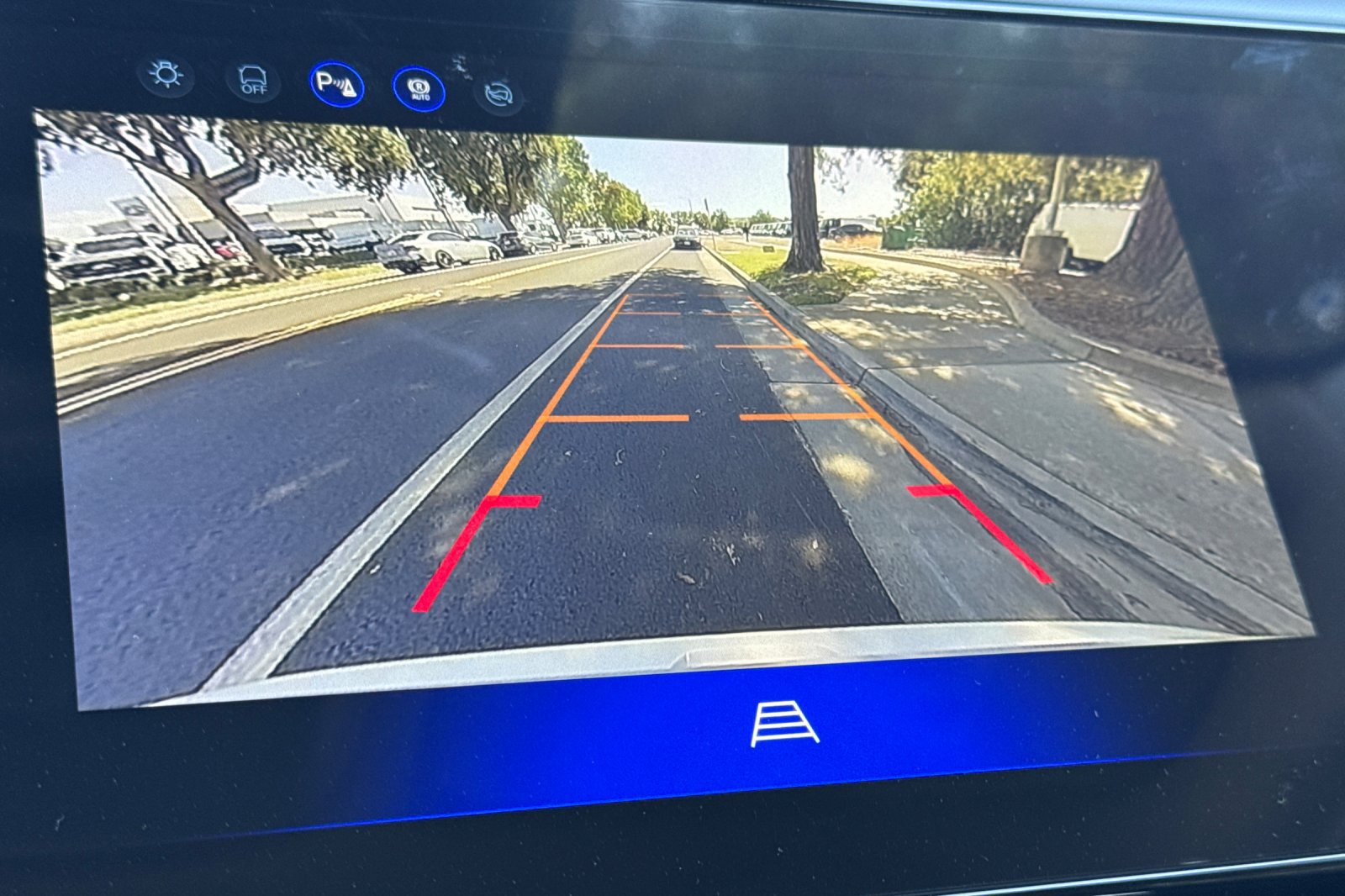 New 2027 Chevrolet Bolt LT FWD image 19