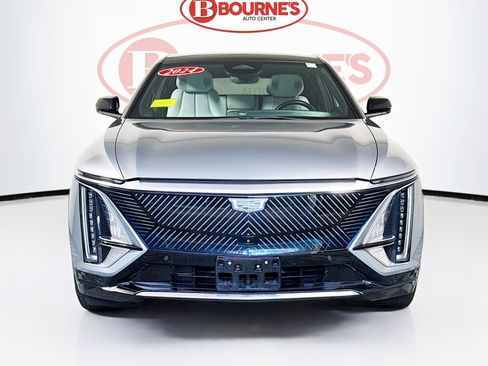 Used 2024 Cadillac Lyriq Luxury AWD/4WD image 7