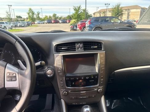 Used 2015 Lexus IS 250C w/ Luxury Package RWD image 14