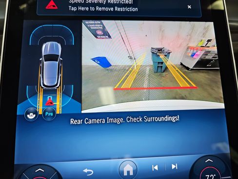 Certified 2026 Mercedes-Benz GLC 300 image 25