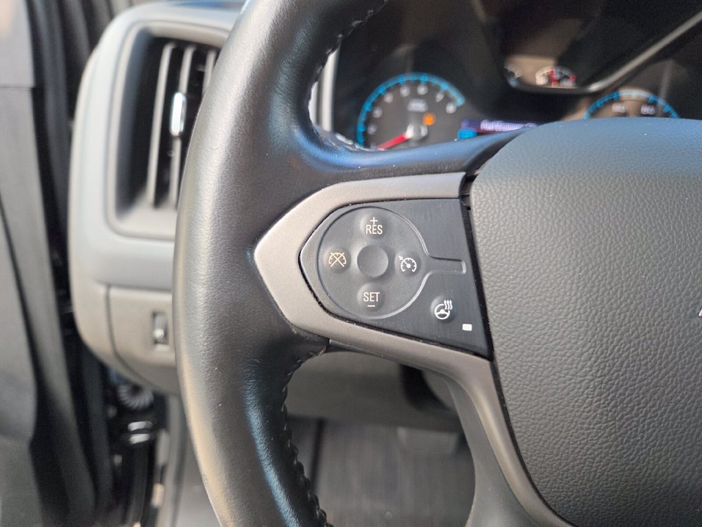 Used 2020 Chevrolet Colorado Z71 w/ Z71 Midnight Edition RWD image 32