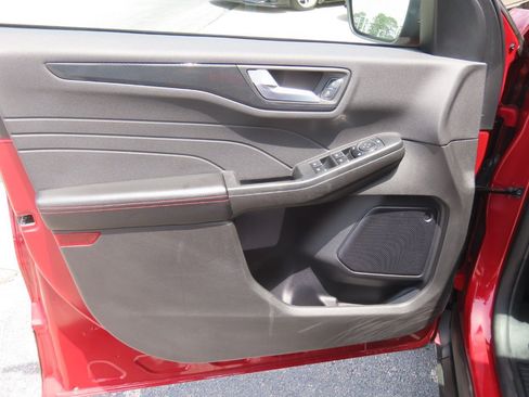 Used 2024 Ford Escape ST-Line w/ Equipment Group 301A FWD image 26
