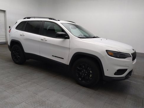 Used 2023 Jeep Cherokee Altitude Lux AWD/4WD image 11