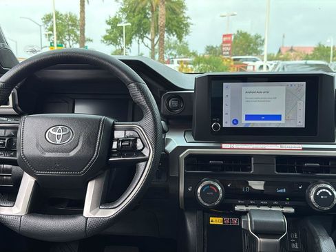 Certified 2025 Toyota Tacoma SR5 image 10