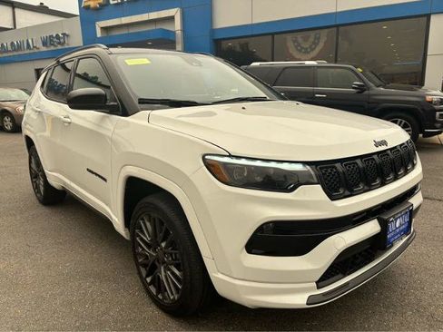 Used 2024 Jeep Compass Limited w/ High Altitude Package AWD/4WD image 14