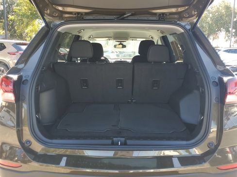 Used 2023 Chevrolet Equinox LT image 9