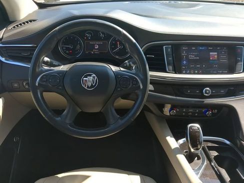 Used 2020 Buick Enclave Essence AWD/4WD image 15