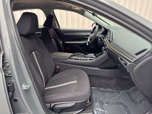 Used 2022 Hyundai Sonata SEL w/ Preferred Accessory Package FWD image 14