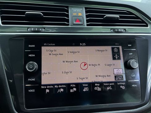 Used 2020 Volkswagen Tiguan SEL Premium R-Line AWD/4WD image 24