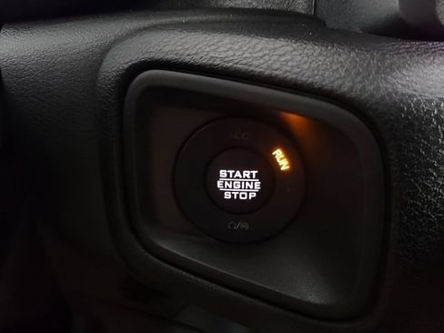 Used 2025 Jeep Wrangler Sport AWD/4WD image 28