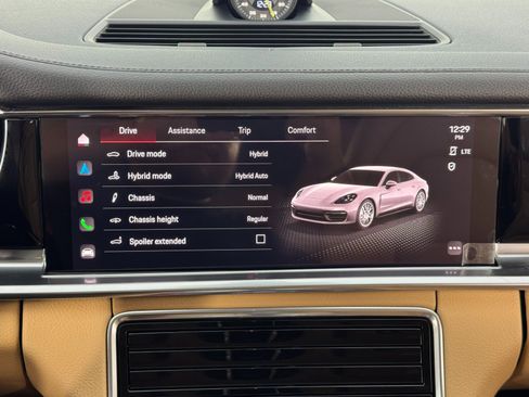 Used 2023 Porsche Panamera 4 image 29