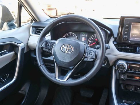 Certified 2022 Toyota RAV4 XLE Premium FWD image 18