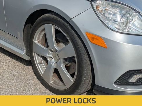 Used 2011 Mercedes-Benz E 350 4MATIC Sedan image 8